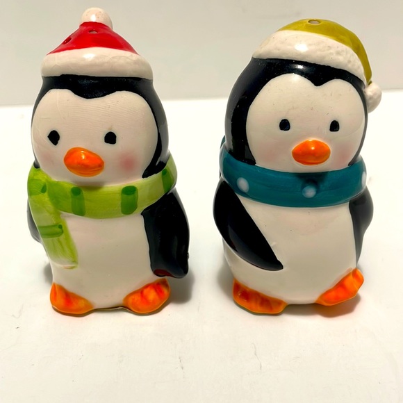 Other - Penguin Salt & Pepper Shaker Set
